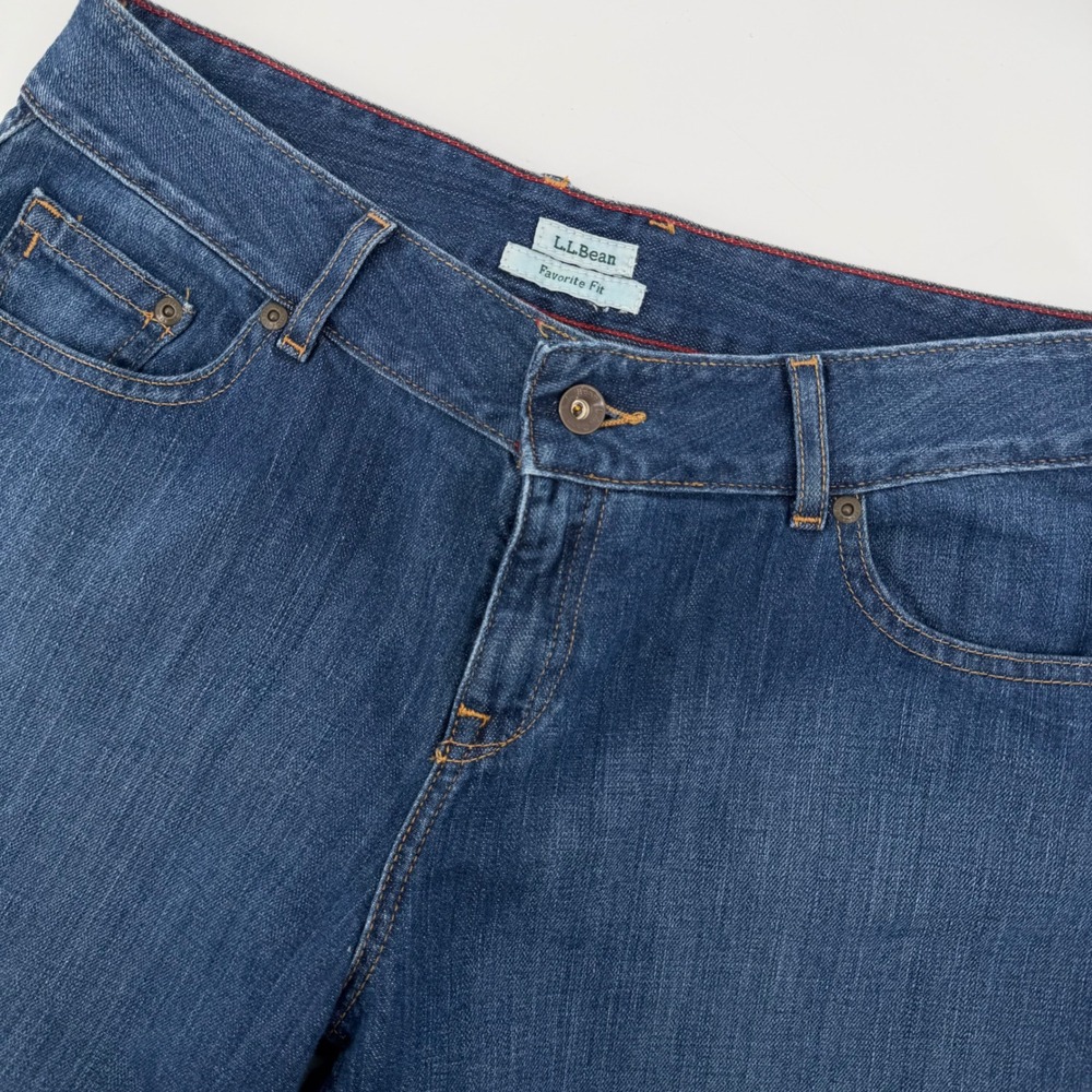 L.L.Bean‎ Favorite Fit Jeans Womens 10 Petite Blue Dark Wash Straight Leg 275428